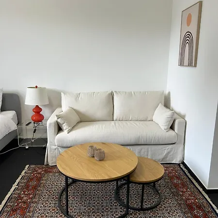 35 qm großes Apartment mit eigenem Badezimmer in den Elbvororten-3