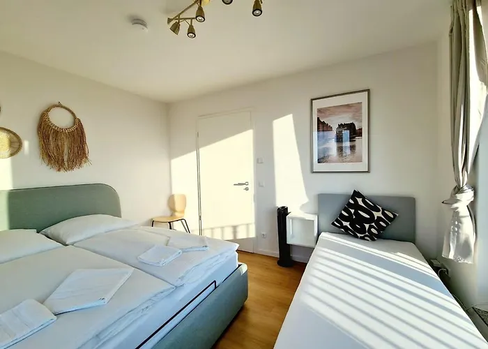 Urban Living - Top Floor Apartment Hamburg